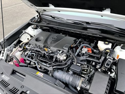 Used 2025 Toyota Camry LE FWD image 35