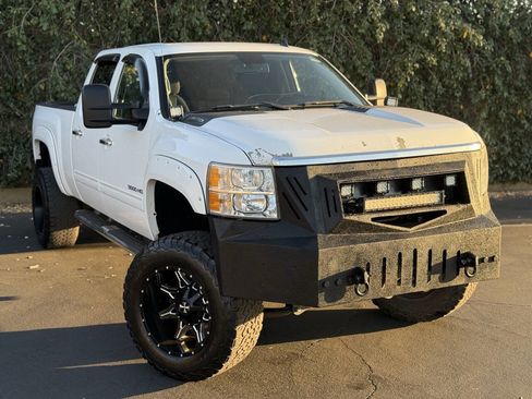 Used 2014 Chevrolet Silverado 3500 LT w/ Interior Plus Package image 2