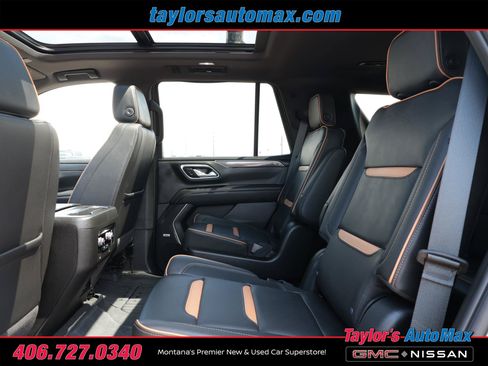 Used 2024 GMC Yukon AT4 w/ Technology Package AWD/4WD image 6