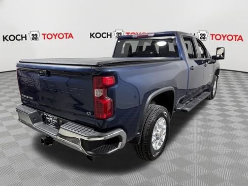 Used 2021 Chevrolet Silverado 2500 LT w/ Convenience Package image 8