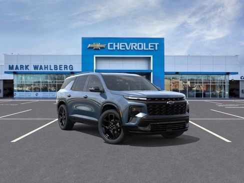 New 2026 Chevrolet Traverse RS w/ LPO, Floor Liner Package AWD/4WD image 1