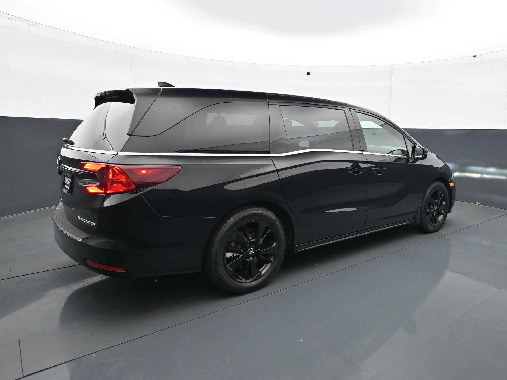 Used 2024 Honda Odyssey EX-L image 7