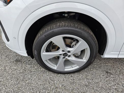 New 2025 Audi Q5 Premium Plus AWD/4WD image 25
