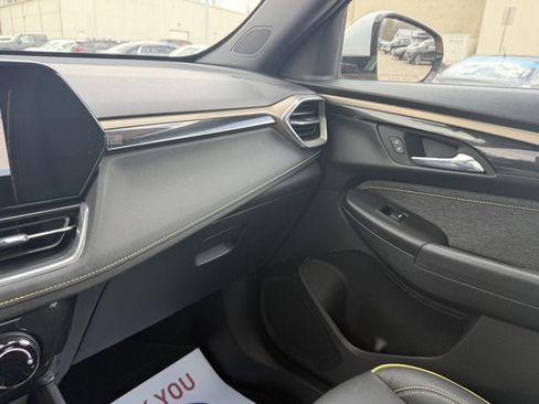 Used 2024 Chevrolet TrailBlazer ACTIV w/ Driver Confidence Package FWD image 27