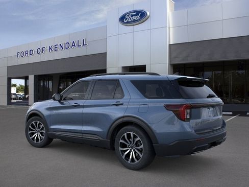 New 2026 Ford Explorer ST-Line RWD image 4