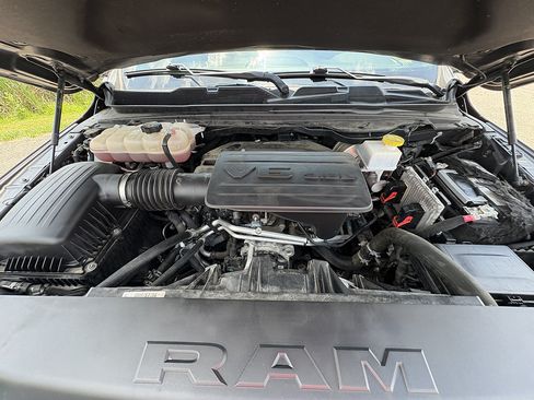 Used 2022 RAM 1500 Big Horn AWD/4WD image 13