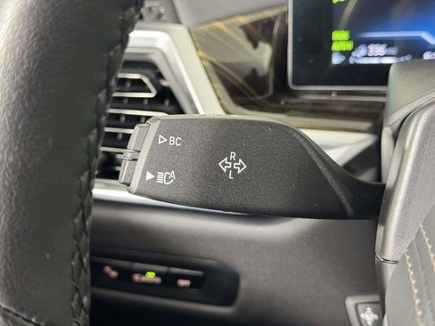 Used 2025 BMW X5 xDrive50e AWD/4WD image 21