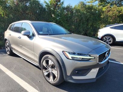 Used 2021 Volvo V60 T5 Cross Country w/ Climate Package