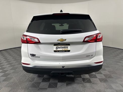 Used 2018 Chevrolet Equinox LT image 4