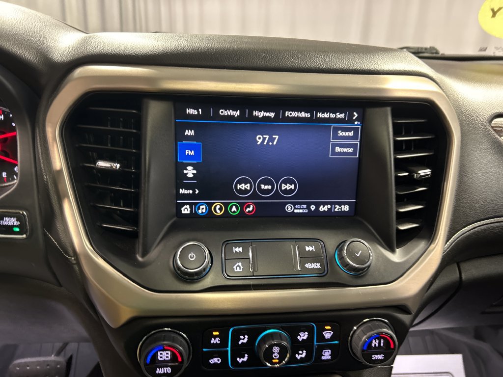Used 2023 GMC Acadia Denali w/ Denali Ultimate Package AWD/4WD image 17