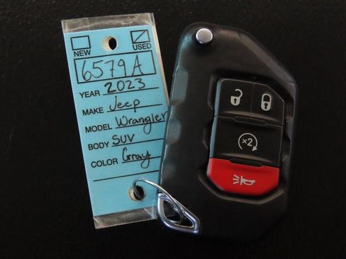 Used 2023 Jeep Wrangler Unlimited Sahara w/ Cold Weather Group image 23