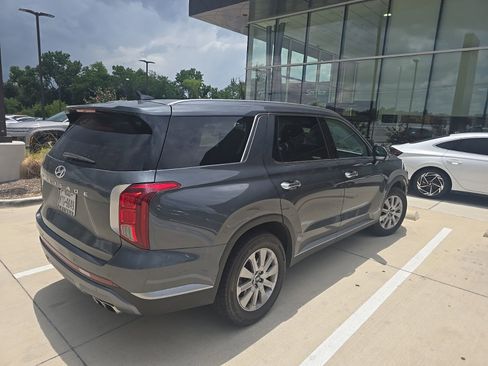Used 2025 Hyundai Palisade SEL FWD image 6