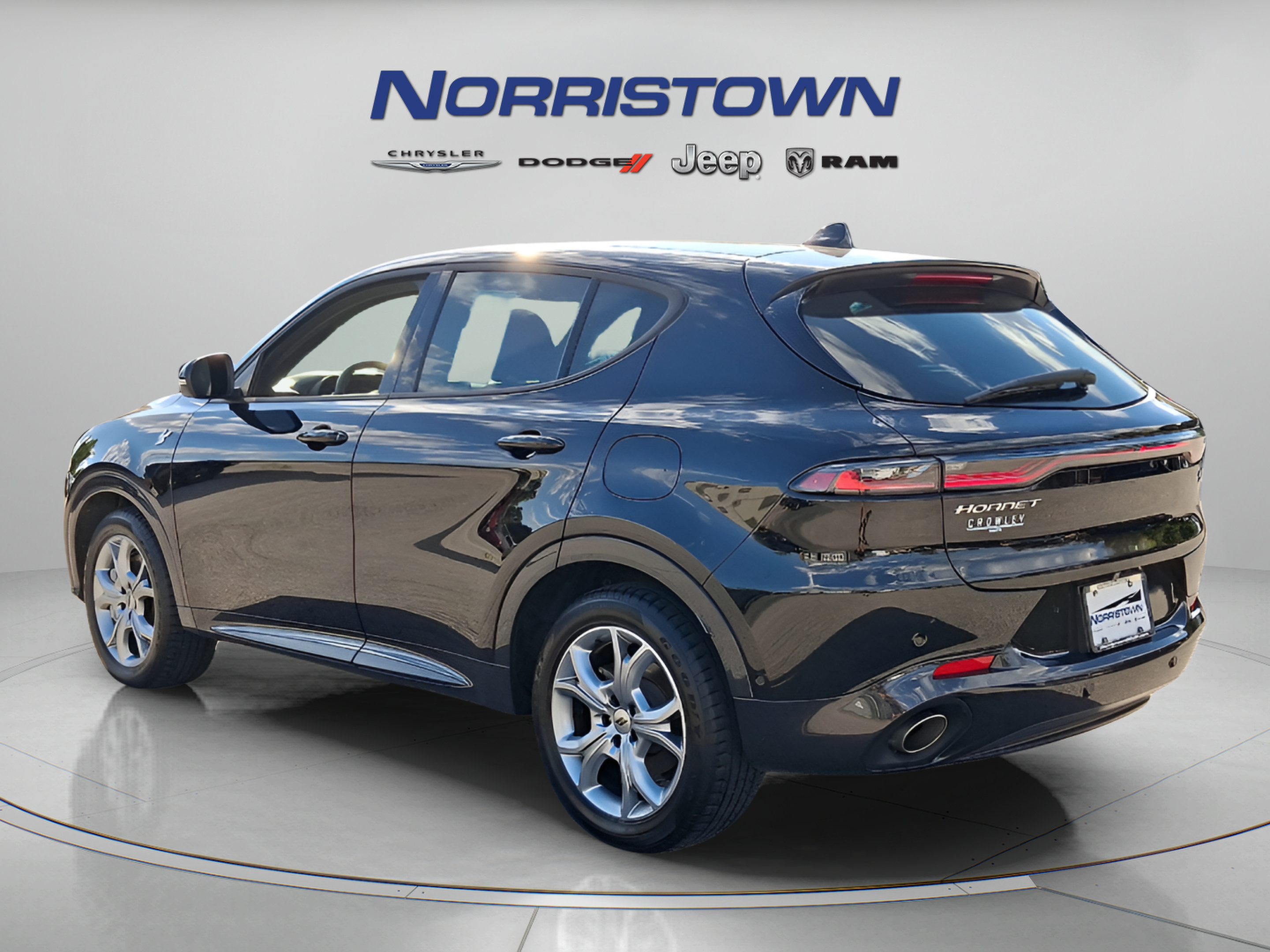 Used 2024 Dodge Hornet R/T Plus w/ Tech Pack Plus w/o Parking AWD/4WD image 4