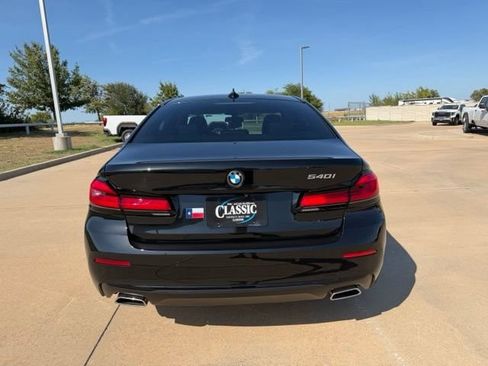 Used 2023 BMW 540i w/ Executive Package RWD image 5