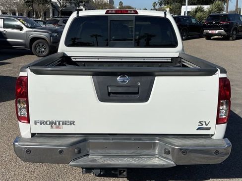 Used 2019 Nissan Frontier SV w/ Value Truck Package image 5