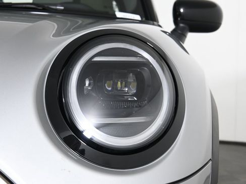 New 2026 MINI Cooper 4-Door Hardtop image 11