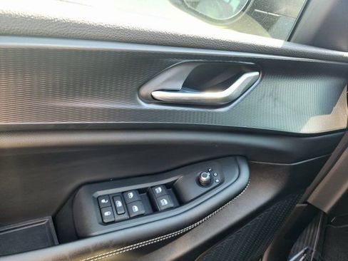 New 2025 Jeep Grand Cherokee Laredo w/ Luxury Tech Group I AWD/4WD image 11