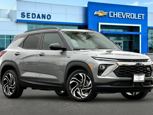 New 2026 Chevrolet TrailBlazer RS w/ Driver Confidence Package FWD image 2