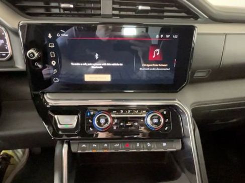 Used 2024 GMC Sierra 1500 Denali AWD/4WD image 31