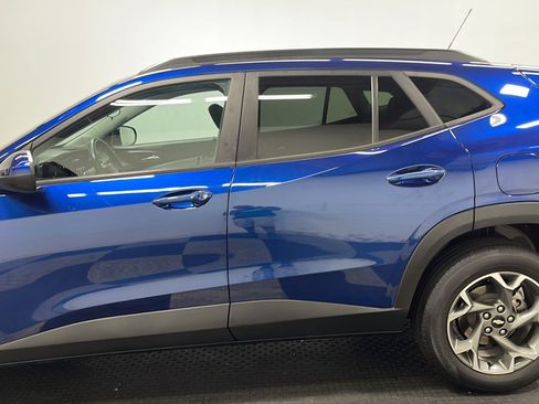 Used 2024 Chevrolet Trax LT w/ Driver Confidence Package FWD image 13