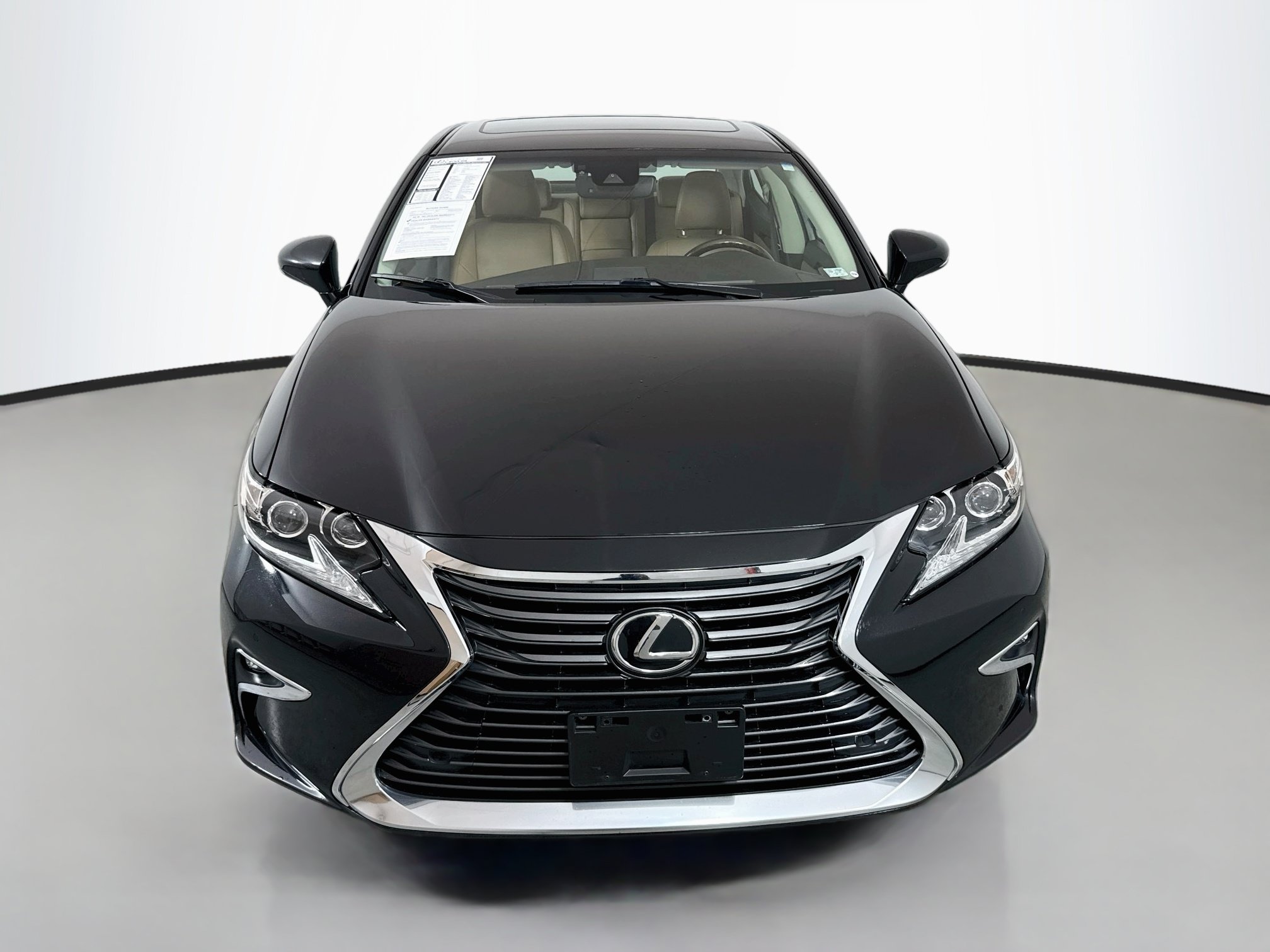 Used 2018 Lexus ES 350 w/ Luxury Package w/Wood Trim FWD image 2