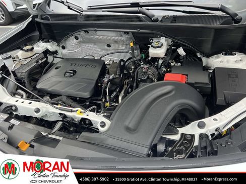 Certified 2024 Buick Encore GX Preferred FWD image 11