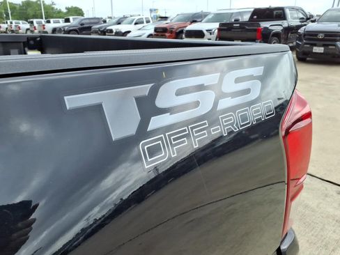 Certified 2023 Toyota Tacoma SR image 5