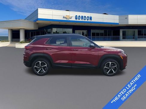 Used 2023 Chevrolet TrailBlazer RS w/ Sun and Liftgate Package AWD/4WD image 7