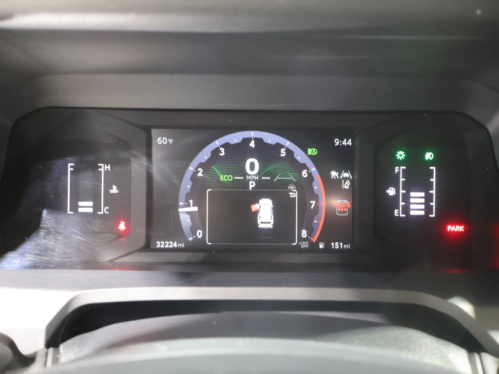 Used 2025 Toyota 4Runner SR5 AWD/4WD image 39