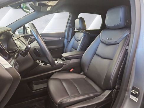Used 2023 Cadillac XT5 Luxury image 8