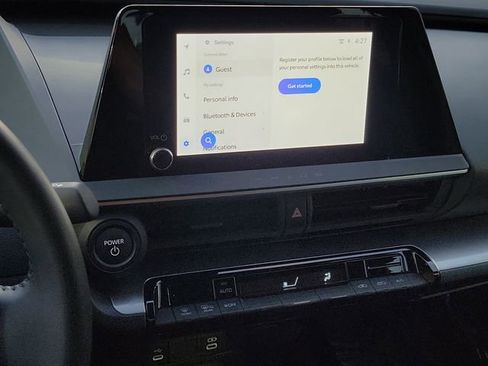 Used 2024 Toyota Prius Limited image 8