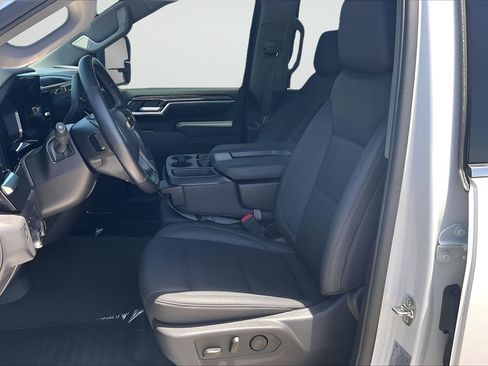 Used 2026 Chevrolet Silverado 2500 LTZ AWD/4WD image 18