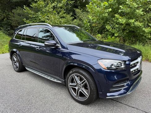 Used 2021 Mercedes-Benz GLS 580 4MATIC image 4