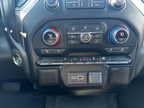 Used 2021 Chevrolet Silverado 1500 LT image 20