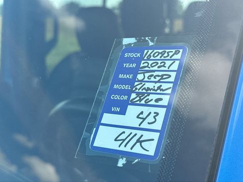 Used 2021 Jeep Gladiator Overland w/ Popular Equipment Package AWD/4WD image 26