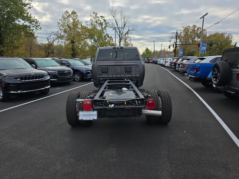 New 2026 RAM 5500 Laramie w/ Laramie Trim Package image 20