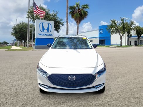 Used 2022 MAZDA MAZDA3 s AWD/4WD image 2