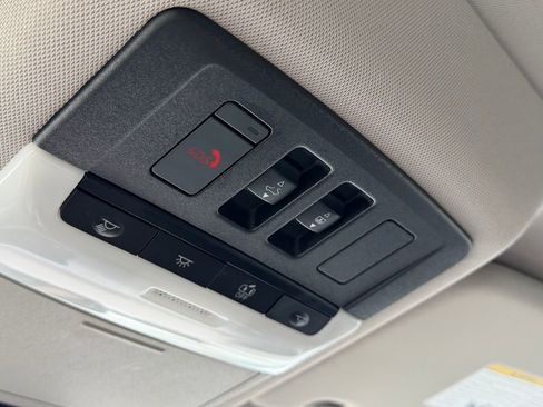 Used 2021 Nissan Rogue SL w/ Premium Package image 26