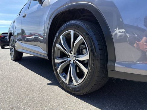Used 2017 Lexus RX 450h AWD w/ Cold Weather Package image 15