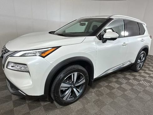 Used 2023 Nissan Rogue SL AWD/4WD image 6