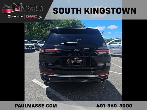 Used 2023 Jeep Grand Cherokee Summit w/ Luxury Tech Group V AWD/4WD image 6