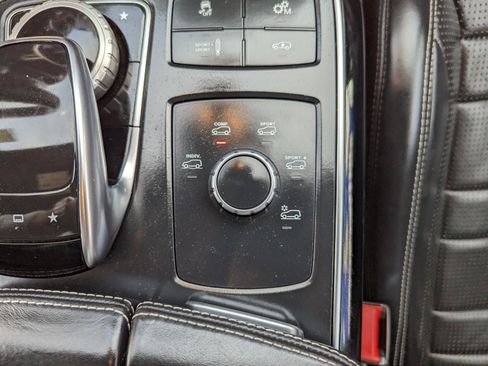 Used 2016 Mercedes-Benz GLE 63 AMG S image 28