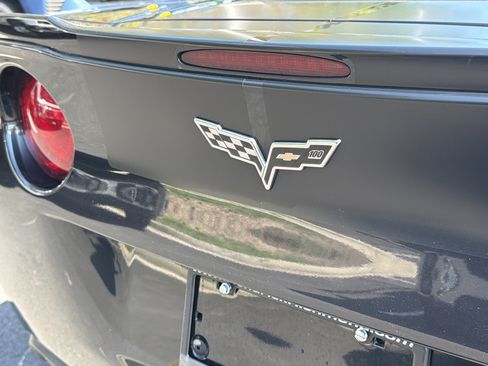 Used 2012 Chevrolet Corvette Coupe w/ 4LT Preferred Equipment Group RWD image 32