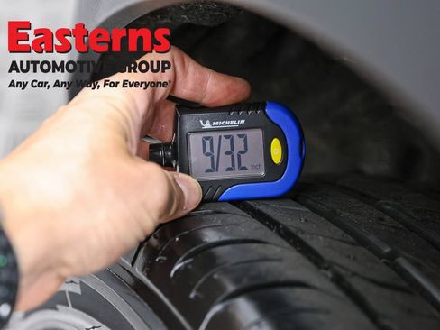 Used 2022 Mercedes-Benz GLA 250 4MATIC w/ AMG Line image 29