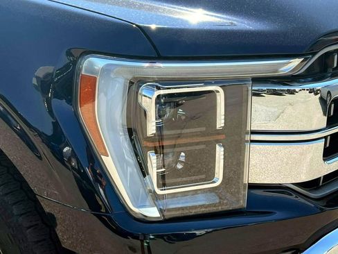 Used 2021 Ford F150 Lariat w/ Equipment Group 502A High AWD/4WD image 8