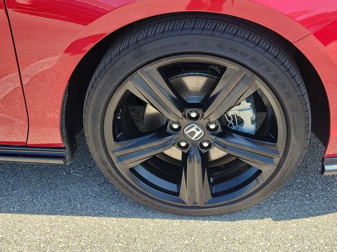 Used 2024 Honda Accord Sport image 12