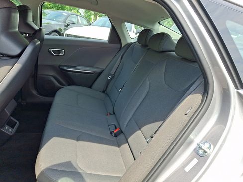 Used 2025 Kia K4 FWD image 20