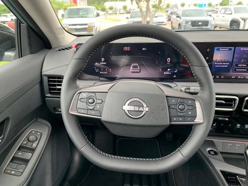 New 2026 Nissan Sentra SV w/ SV Convenience Package FWD image 8