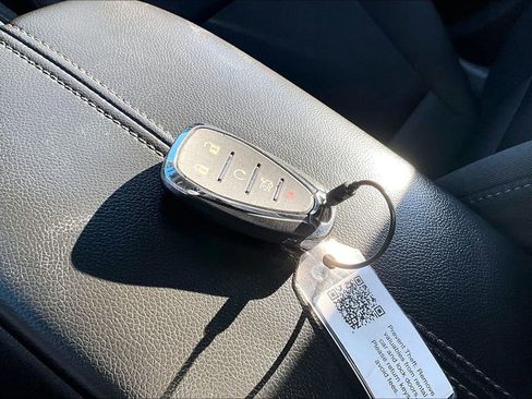 Used 2024 Chevrolet Malibu LT image 34