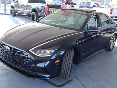 Used 2023 Hyundai Sonata SEL w/ Convenience Package image 9